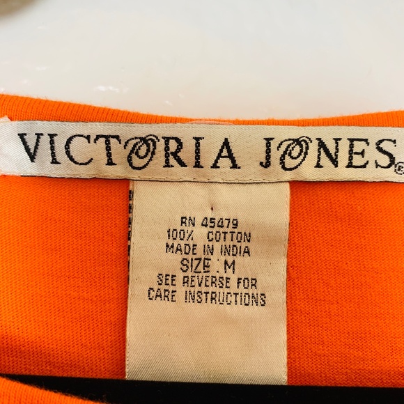 Vintage Halloween Shirt Medium Orange Spider Web Ghost Witch Black Cat Pumpkin - Picture 2 of 16